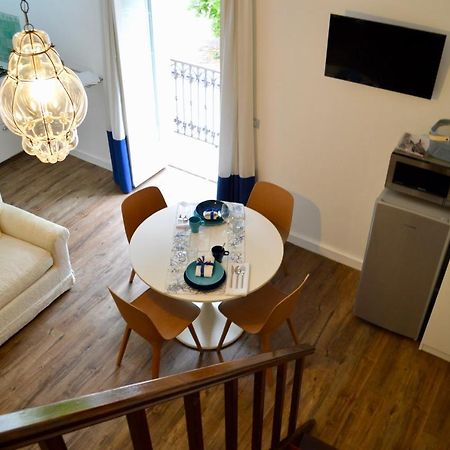 Perla Blu Apartment กาเอตา ภายนอก รูปภาพ