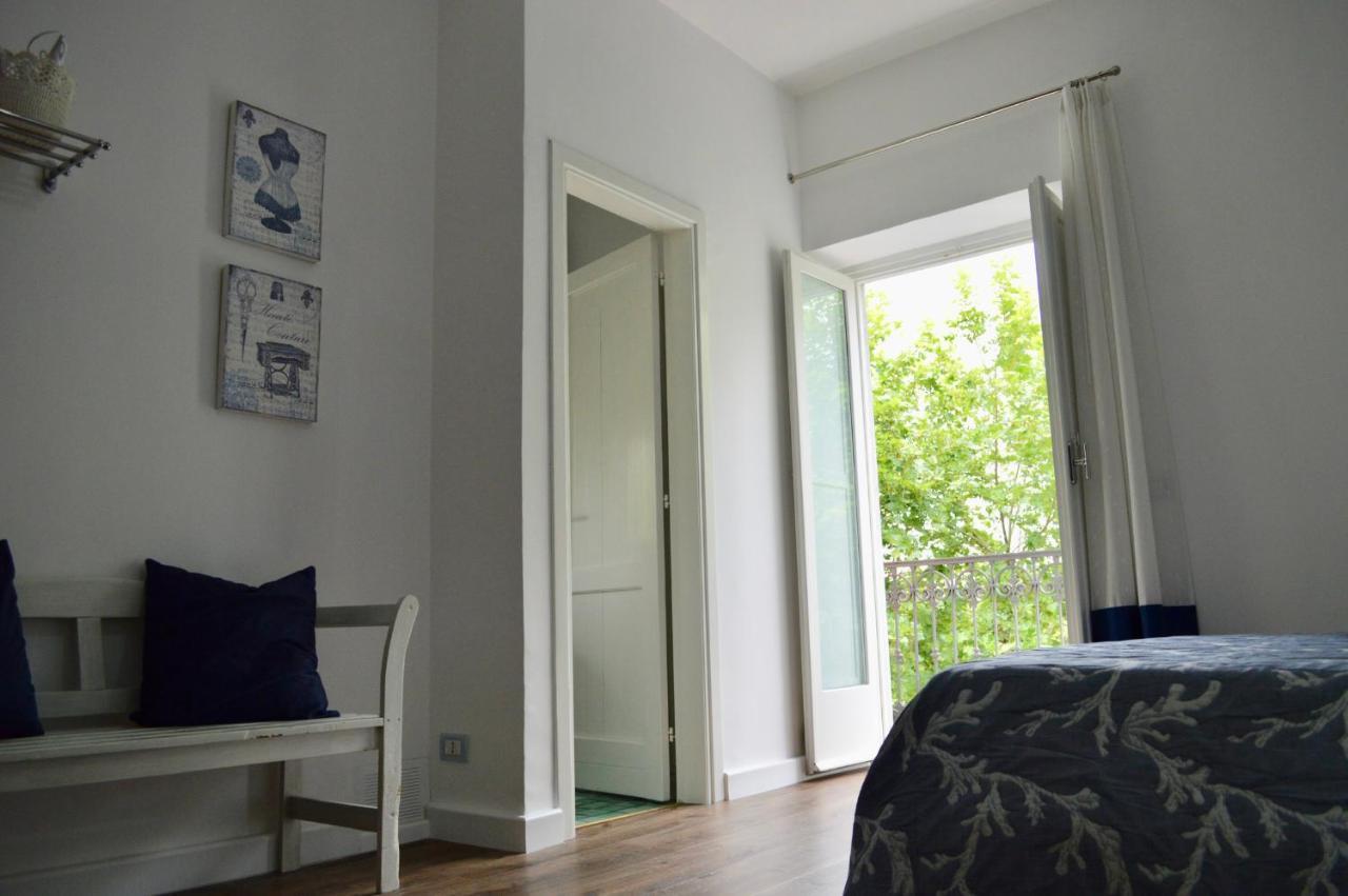 Perla Blu Apartment กาเอตา ภายนอก รูปภาพ