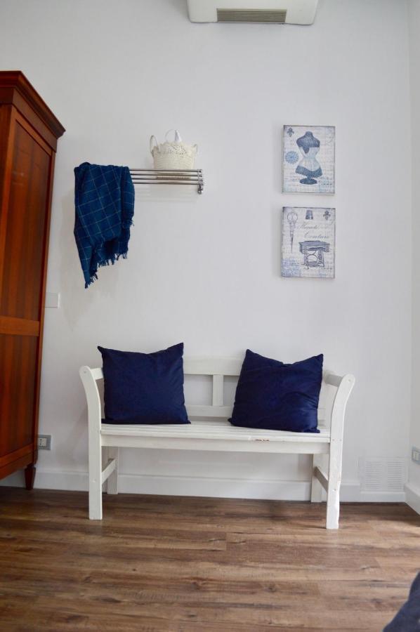 Perla Blu Apartment กาเอตา ภายนอก รูปภาพ